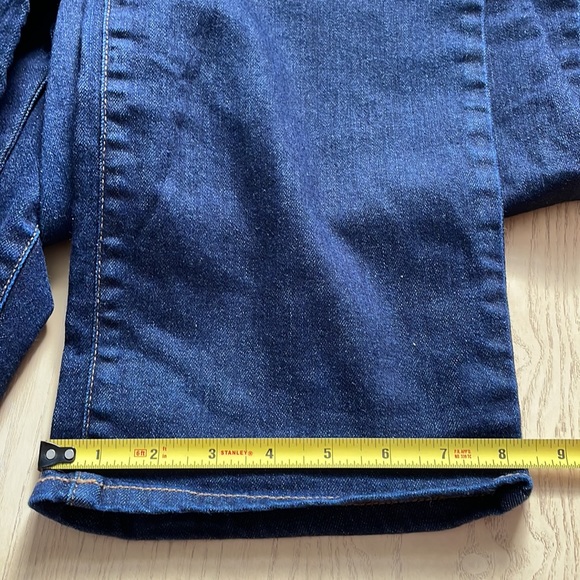 St. john's Bay straight Leg Jeans size 18/41.5"Long /20.5" waist - Picture 2 of 11